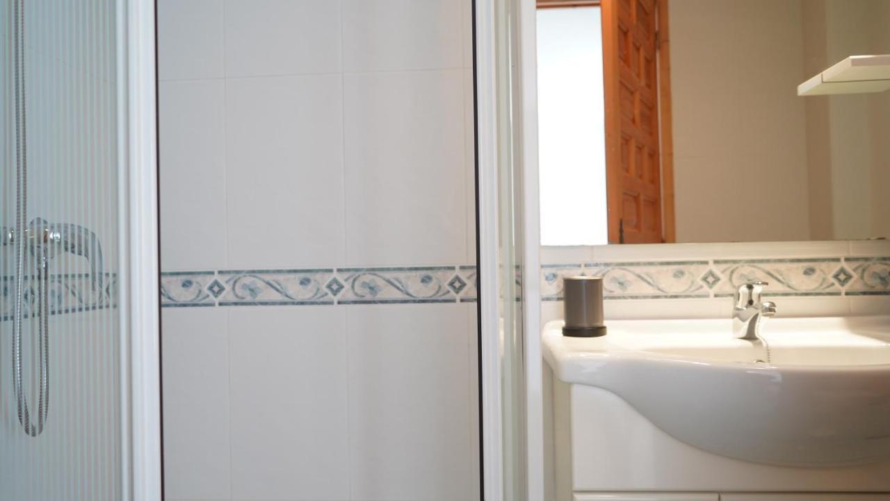 One Life Malaga Retreat Hotell Periana Exteriör bild