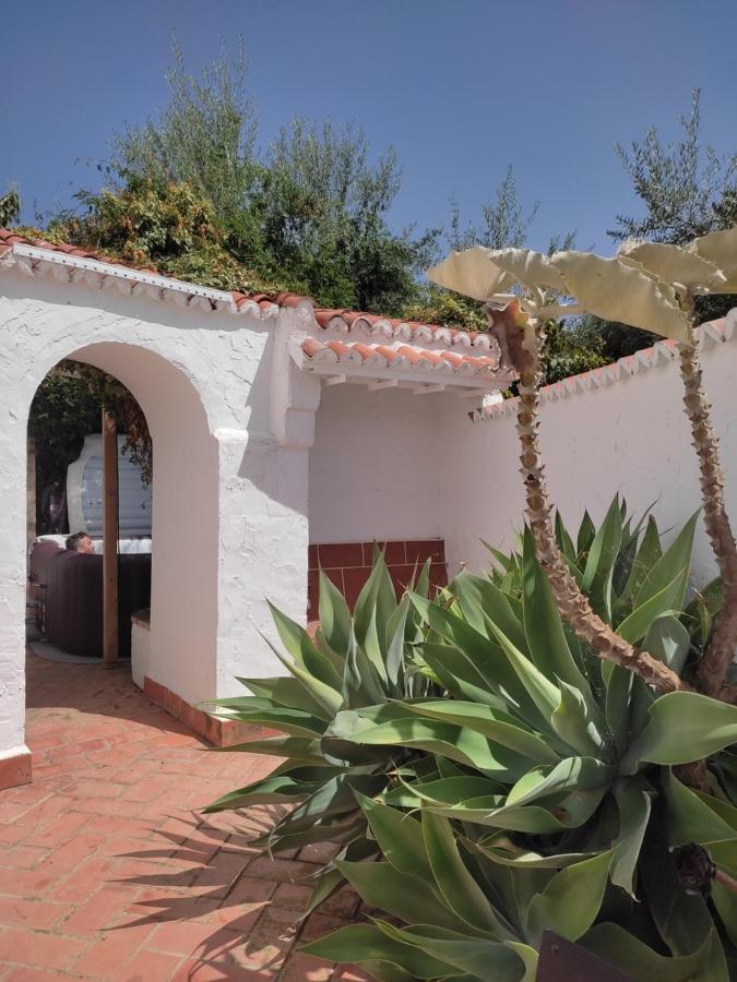 One Life Malaga Retreat Hotell Periana Exteriör bild