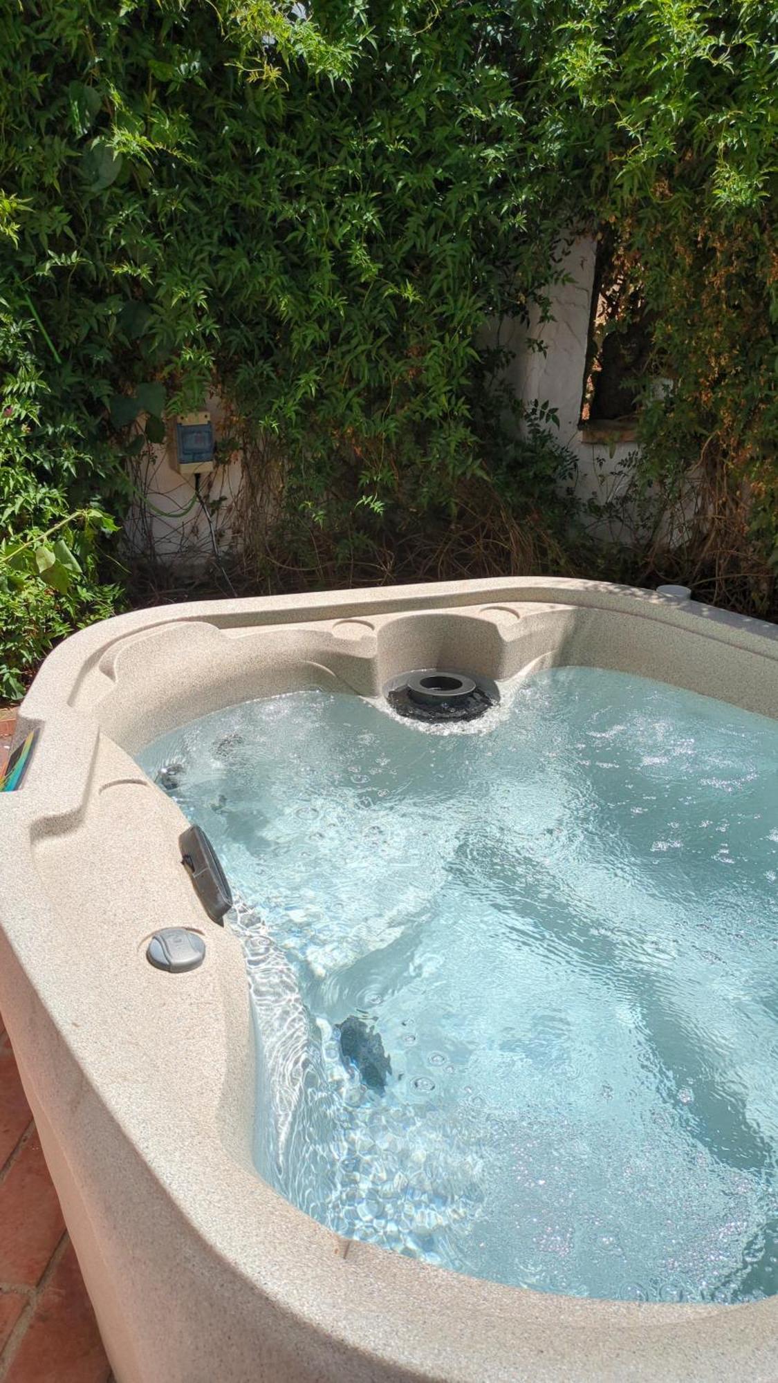 One Life Malaga Retreat Hotell Periana Exteriör bild